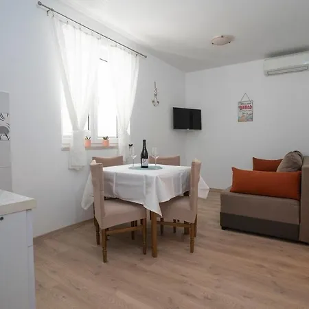 With Parking Space Sveti Filip I Jakov, Biograd - 22404 Appartamento Sveti Filip i Jakov