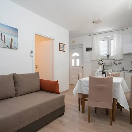 With A Parking Space Sveti Filip I Jakov, Biograd - 22404 Apartment *